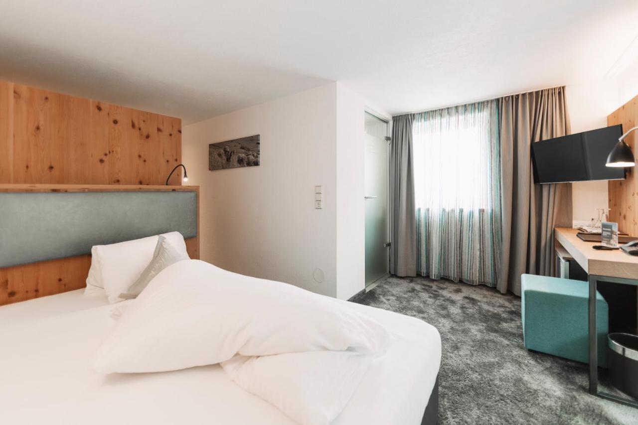 Hotel Piz Buin 4*