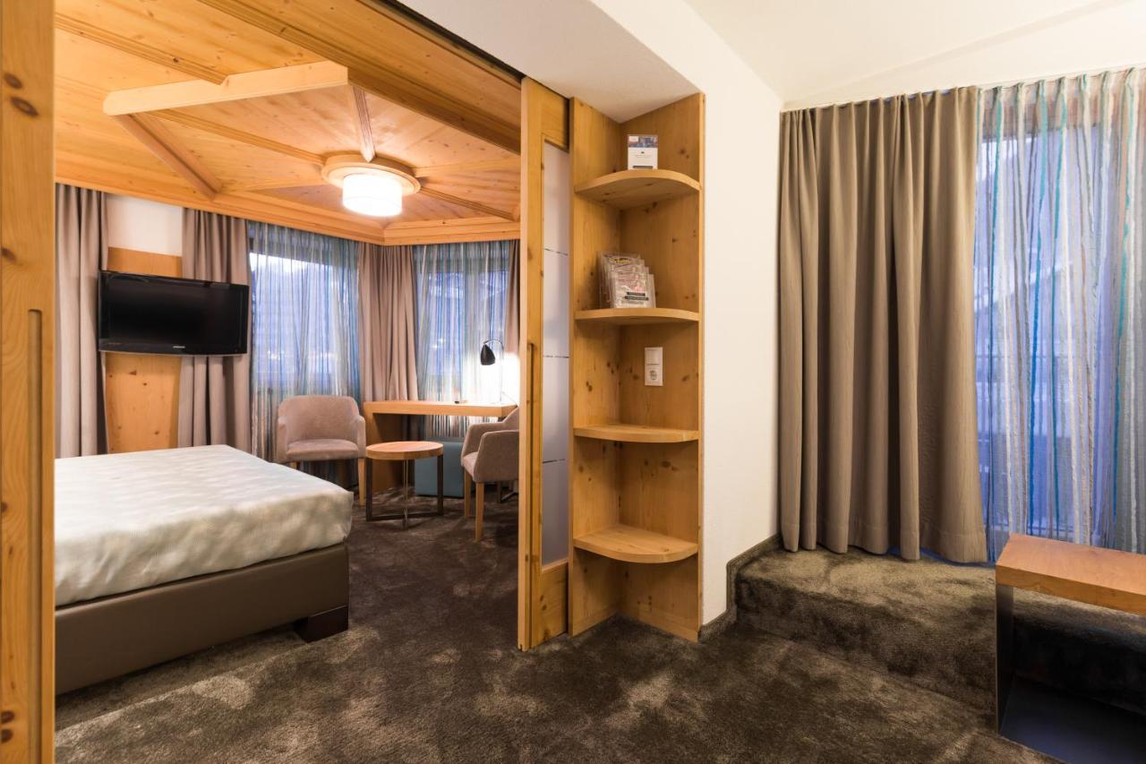 Hotel Piz Buin 4*