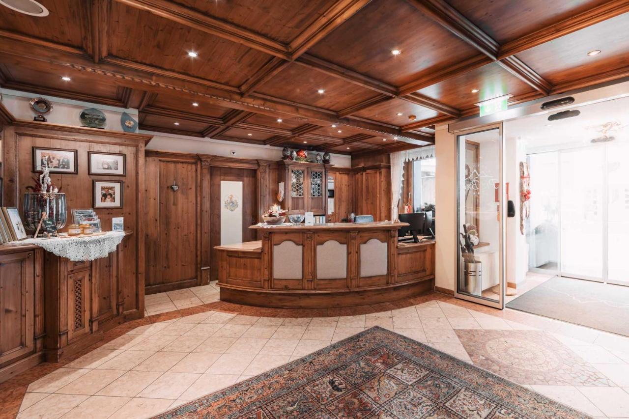 Hotel Piz Buin 4*